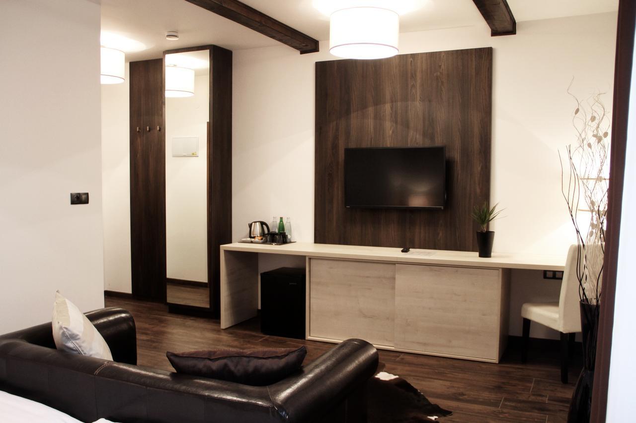 Hotel U Kasny Rajhrad Екстериор снимка