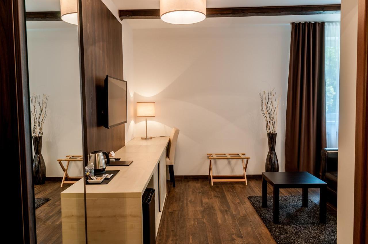Hotel U Kasny Rajhrad Екстериор снимка