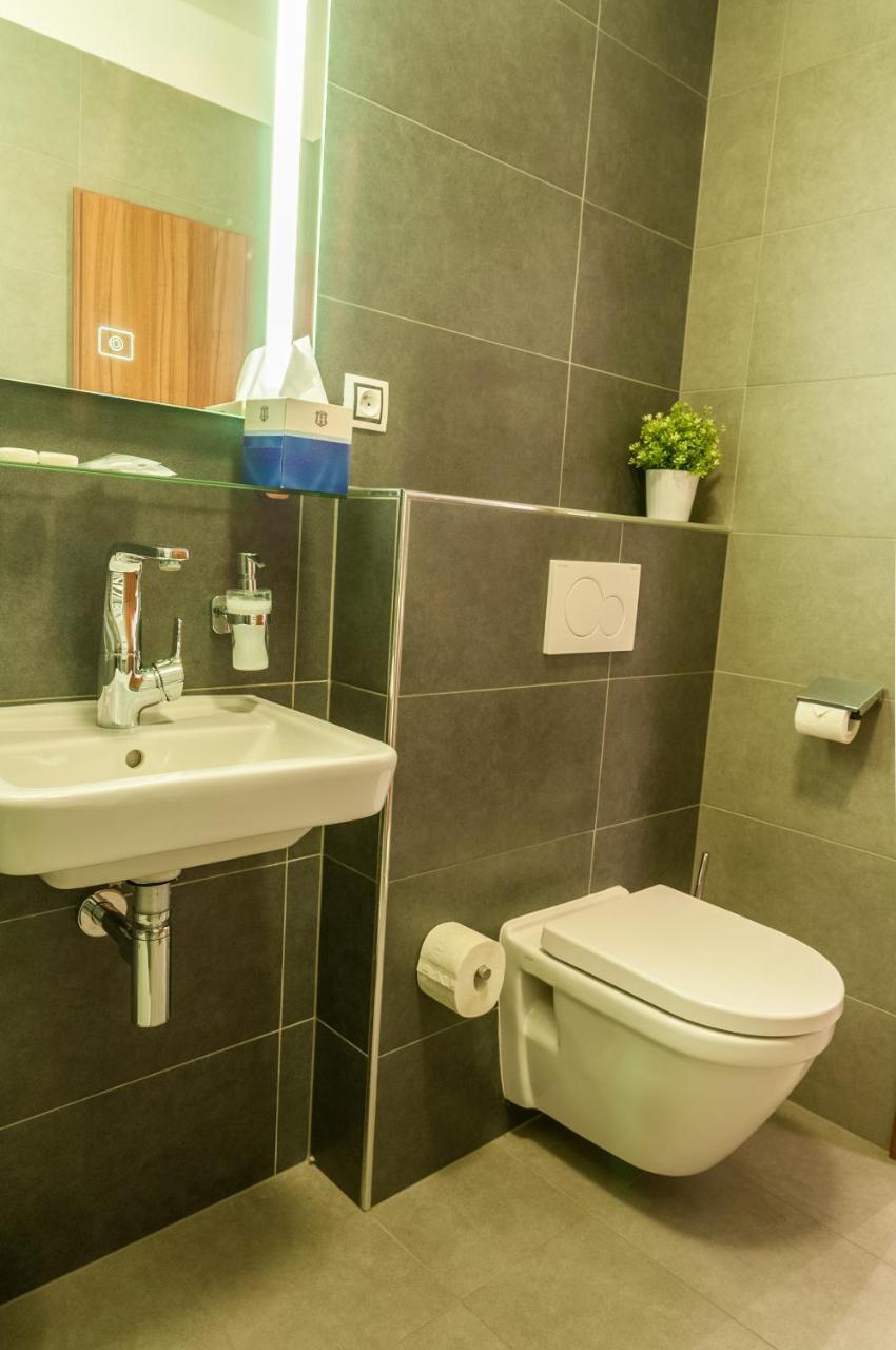 Hotel U Kasny Rajhrad Екстериор снимка
