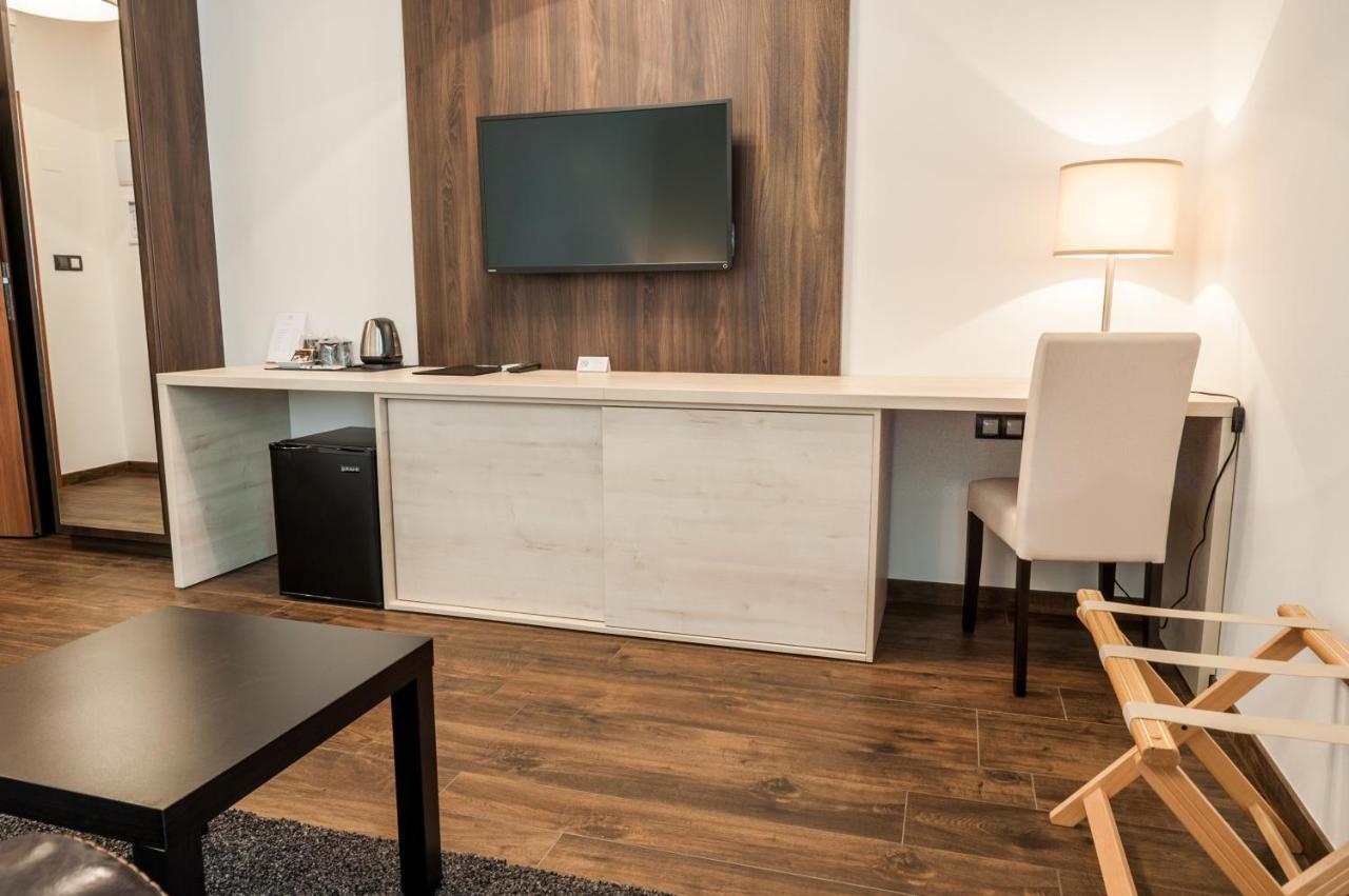 Hotel U Kasny Rajhrad Екстериор снимка
